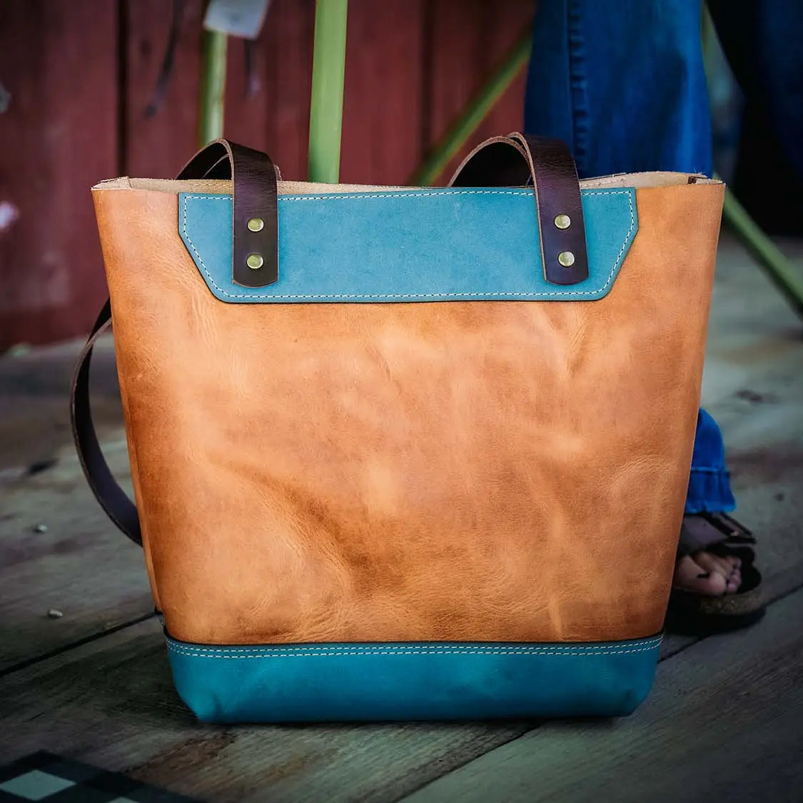 The Naomi Leather Tote Bag - Ocean Tide