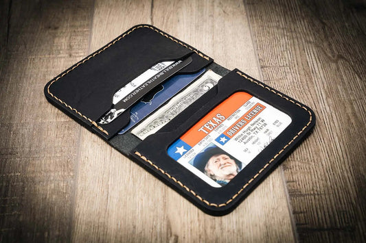 The Georgetown Minimalist Wallet in Black